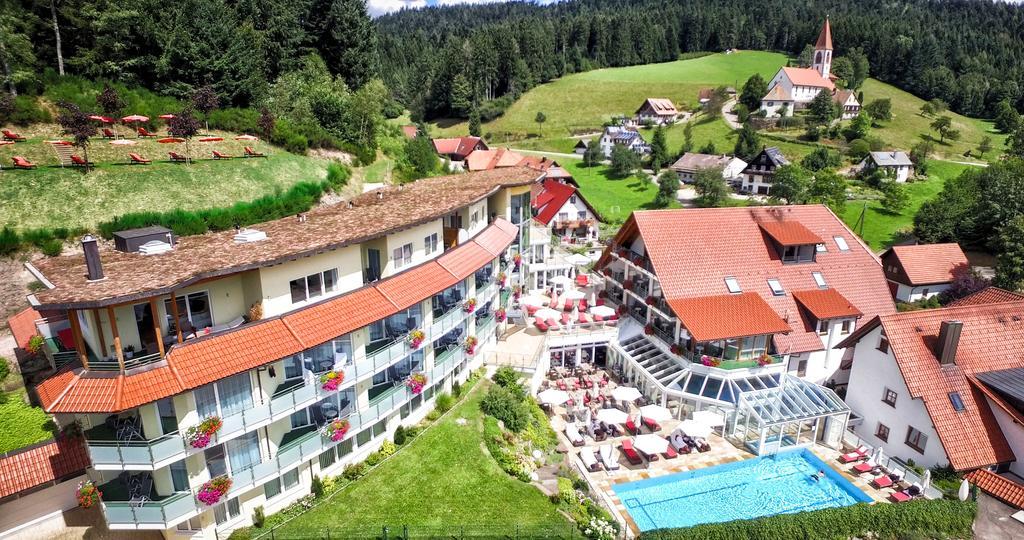 Naturparkhotel Adler Wolfach Exterior photo